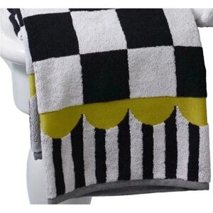 MacKenzie-Childs Black and White Bath Towel with Yellow/Green Scallops